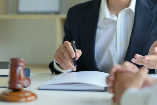 Lawyer, advice